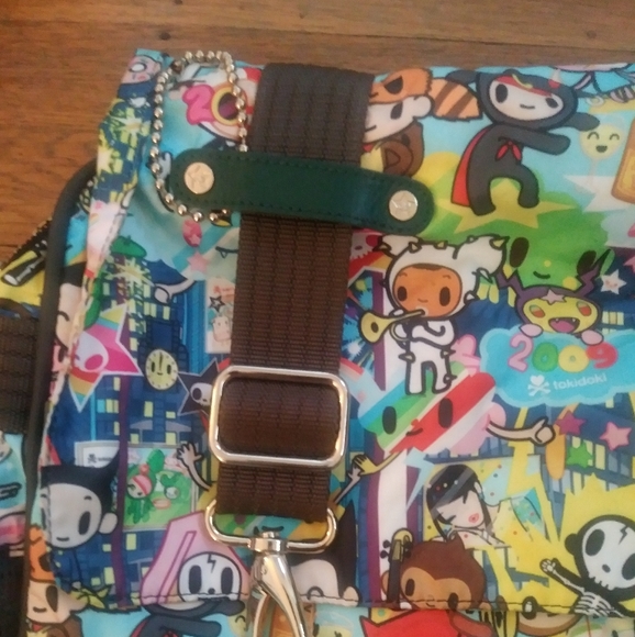 Tokidoki 2009 Messenger Bag - Picture 3 of 12